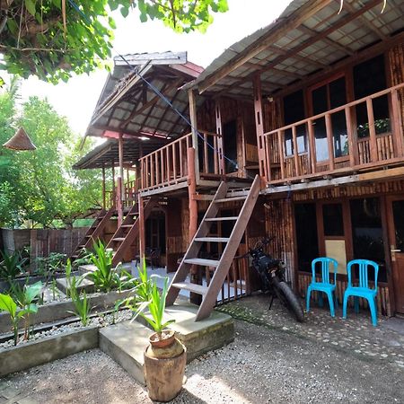 Maryan Moyo Bungalows & Resto Moyo Island ภายนอก รูปภาพ