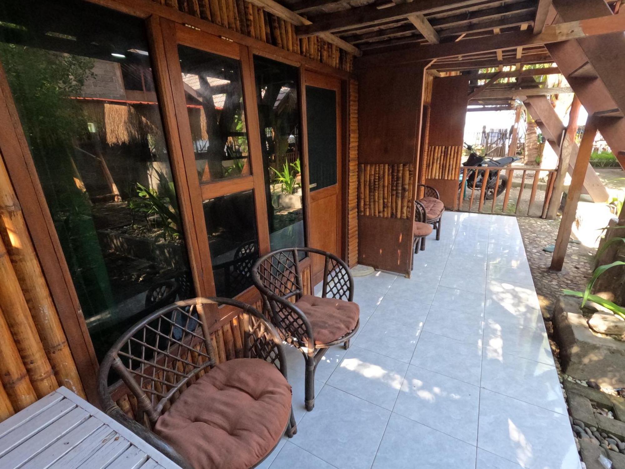 Maryan Moyo Bungalows & Resto Moyo Island ภายนอก รูปภาพ